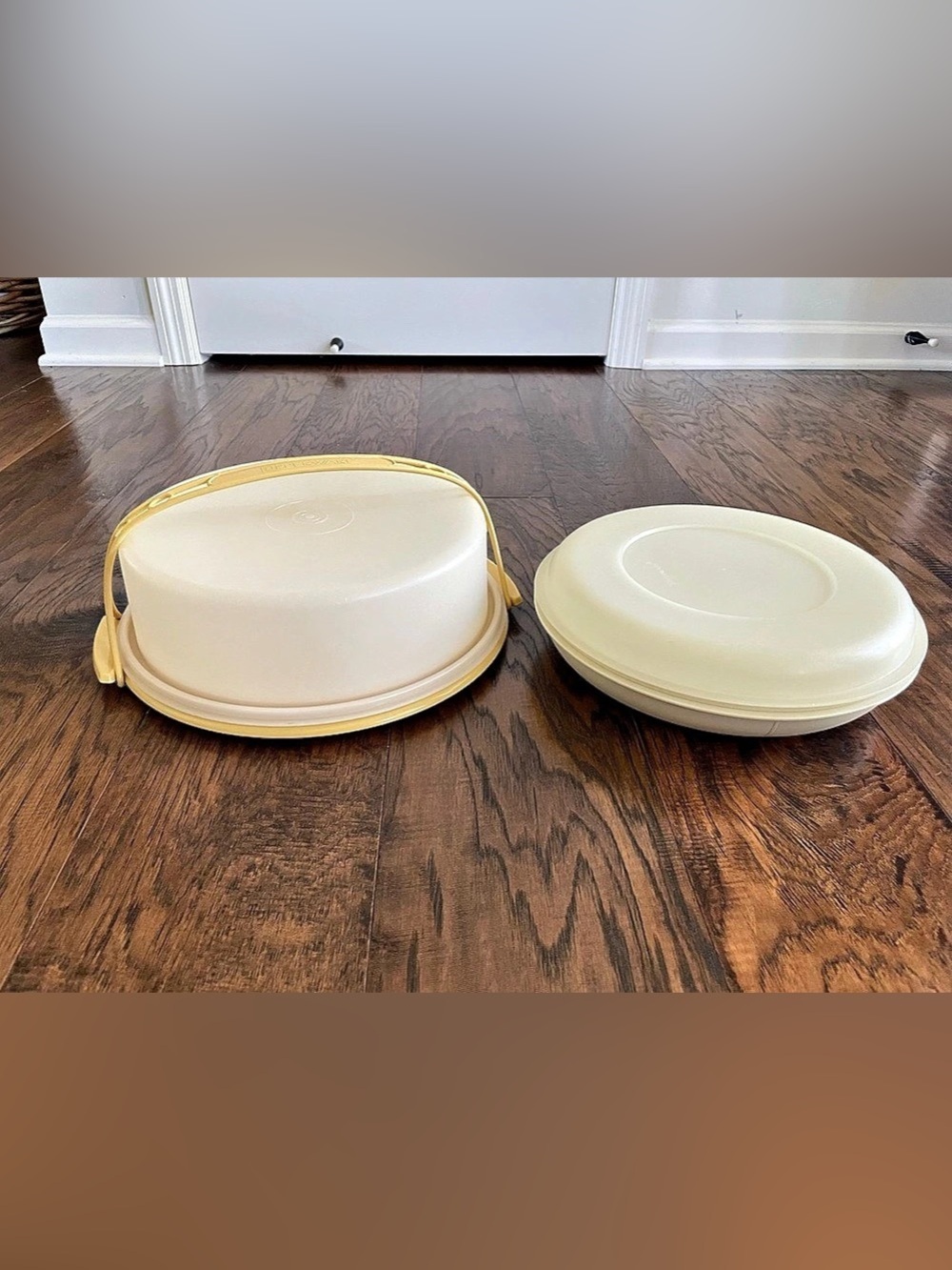 Tupperware Vintage Tupperware Pie Taker / Cake Carrier Vintage Pie Taker / Cake